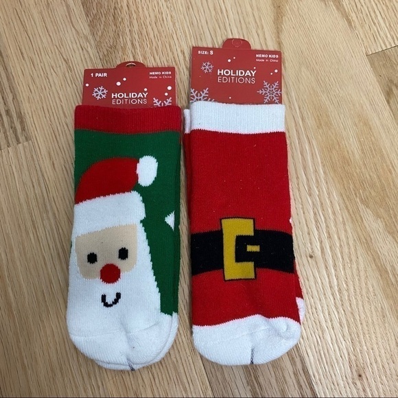 Kids Christmas Sock Bundle NWT Santa Clause Red Green Youth Holiday - Picture 1 of 2